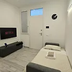 Smart House - Moderno A Con Ingresso Indipendente, 25min Da Firenze
